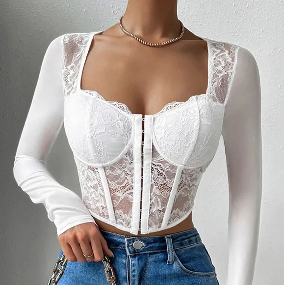 Asymmetrical Hem Crop Bustier Lace Top - Picture 3 of 7